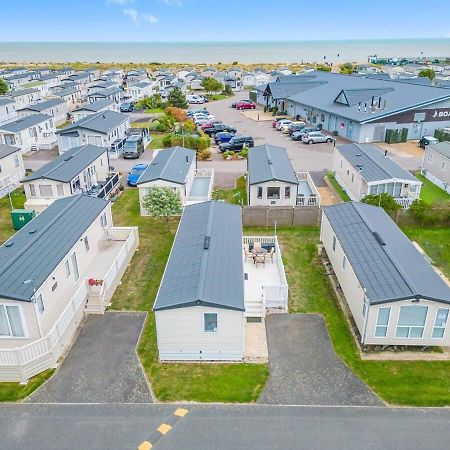 Villa Escape To Paradise At Pevensey Bay Holiday Park 13 Woodland Walk Extérieur photo