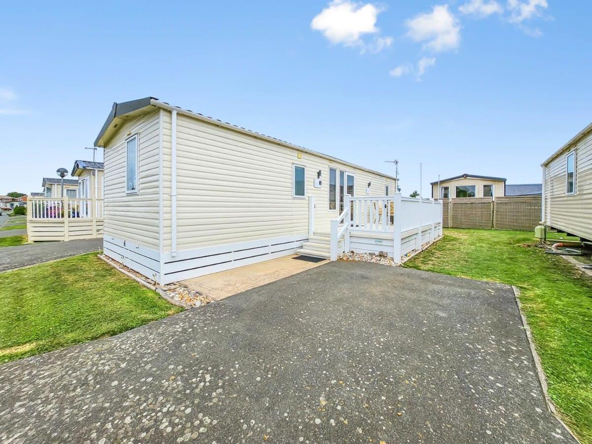Villa Escape To Paradise At Pevensey Bay Holiday Park 13 Woodland Walk Extérieur photo